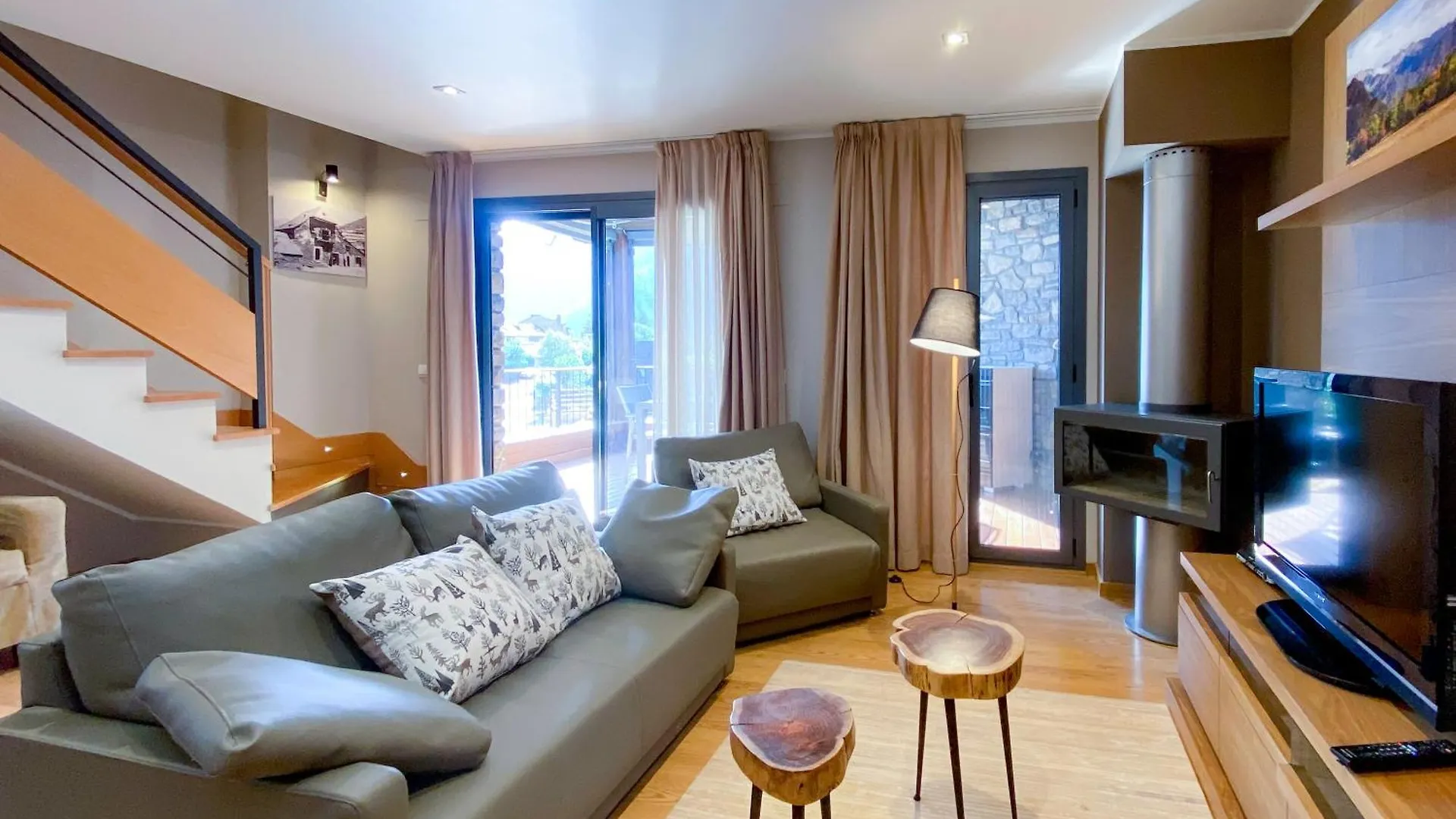 Potxo Rural Apartment Tirvia Spain